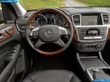 Ð¤Ð¾Ñ‚Ð¾Ð³Ñ€Ð°Ñ„Ð¸Ñ Ð°Ð²Ñ‚Ð¾Ð¼Ð¾Ð±Ð¸Ð»Ñ 2012 Mercedes-Benz M-class â„–162 Ð“Ð°Ð»ÐµÑ€ÐµÑ Ñ„Ð¾Ñ‚Ð¾Ð³Ñ€Ð°Ñ„Ð¸Ð¹ и обоев рабочего Ñтола Ñ Ð¸Ð·Ð¾Ð±Ñ€Ð°Ð¶ÐµÐ½Ð¸ÐµÐ¼ ÑкÑтерьера, интерьера, конÑтрукции и дизайнерÑких риÑунков Ð°Ð²Ñ‚Ð¾Ð¼Ð¾Ð±Ð¸Ð»Ñ 2012 Mercedes-Benz M-class.
