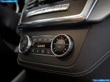 Ð¤Ð¾Ñ‚Ð¾Ð³Ñ€Ð°Ñ„Ð¸Ñ Ð°Ð²Ñ‚Ð¾Ð¼Ð¾Ð±Ð¸Ð»Ñ 2012 Mercedes-Benz M-class â„–181 Ð“Ð°Ð»ÐµÑ€ÐµÑ Ñ„Ð¾Ñ‚Ð¾Ð³Ñ€Ð°Ñ„Ð¸Ð¹ и обоев рабочего Ñтола Ñ Ð¸Ð·Ð¾Ð±Ñ€Ð°Ð¶ÐµÐ½Ð¸ÐµÐ¼ ÑкÑтерьера, интерьера, конÑтрукции и дизайнерÑких риÑунков Ð°Ð²Ñ‚Ð¾Ð¼Ð¾Ð±Ð¸Ð»Ñ 2012 Mercedes-Benz M-class.