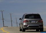Ð¤Ð¾Ñ‚Ð¾Ð³Ñ€Ð°Ñ„Ð¸Ñ Ð°Ð²Ñ‚Ð¾Ð¼Ð¾Ð±Ð¸Ð»Ñ 2012 Mercedes-Benz ML63 AMG â„–036 Ð“Ð°Ð»ÐµÑ€ÐµÑ Ñ„Ð¾Ñ‚Ð¾Ð³Ñ€Ð°Ñ„Ð¸Ð¹ и обоев рабочего Ñтола Ñ Ð¸Ð·Ð¾Ð±Ñ€Ð°Ð¶ÐµÐ½Ð¸ÐµÐ¼ ÑкÑтерьера, интерьера, конÑтрукции и дизайнерÑких риÑунков Ð°Ð²Ñ‚Ð¾Ð¼Ð¾Ð±Ð¸Ð»Ñ 2012 Mercedes-Benz ML63 AMG.
