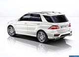 Ð¤Ð¾Ñ‚Ð¾Ð³Ñ€Ð°Ñ„Ð¸Ñ Ð°Ð²Ñ‚Ð¾Ð¼Ð¾Ð±Ð¸Ð»Ñ 2012 Mercedes-Benz ML63 AMG â„–053 Ð“Ð°Ð»ÐµÑ€ÐµÑ Ñ„Ð¾Ñ‚Ð¾Ð³Ñ€Ð°Ñ„Ð¸Ð¹ и обоев рабочего Ñтола Ñ Ð¸Ð·Ð¾Ð±Ñ€Ð°Ð¶ÐµÐ½Ð¸ÐµÐ¼ ÑкÑтерьера, интерьера, конÑтрукции и дизайнерÑких риÑунков Ð°Ð²Ñ‚Ð¾Ð¼Ð¾Ð±Ð¸Ð»Ñ 2012 Mercedes-Benz ML63 AMG.