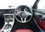 Ð¤Ð¾Ñ‚Ð¾Ð³Ñ€Ð°Ñ„Ð¸Ñ Ð°Ð²Ñ‚Ð¾Ð¼Ð¾Ð±Ð¸Ð»Ñ 2012 Mercedes-Benz SLK 250 UK-version â„–006 Ð“Ð°Ð»ÐµÑ€ÐµÑ Ñ„Ð¾Ñ‚Ð¾Ð³Ñ€Ð°Ñ„Ð¸Ð¹ и обоев рабочего Ñтола Ñ Ð¸Ð·Ð¾Ð±Ñ€Ð°Ð¶ÐµÐ½Ð¸ÐµÐ¼ ÑкÑтерьера, интерьера, конÑтрукции и дизайнерÑких риÑунков Ð°Ð²Ñ‚Ð¾Ð¼Ð¾Ð±Ð¸Ð»Ñ 2012 Mercedes-Benz SLK 250 UK-version.