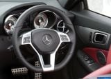 Ð¤Ð¾Ñ‚Ð¾Ð³Ñ€Ð°Ñ„Ð¸Ñ Ð°Ð²Ñ‚Ð¾Ð¼Ð¾Ð±Ð¸Ð»Ñ 2012 Mercedes-Benz SLK 250 UK-version â„–065 Ð“Ð°Ð»ÐµÑ€ÐµÑ Ñ„Ð¾Ñ‚Ð¾Ð³Ñ€Ð°Ñ„Ð¸Ð¹ и обоев рабочего Ñтола Ñ Ð¸Ð·Ð¾Ð±Ñ€Ð°Ð¶ÐµÐ½Ð¸ÐµÐ¼ ÑкÑтерьера, интерьера, конÑтрукции и дизайнерÑких риÑунков Ð°Ð²Ñ‚Ð¾Ð¼Ð¾Ð±Ð¸Ð»Ñ 2012 Mercedes-Benz SLK 250 UK-version.