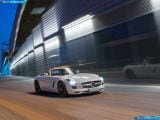 Ð¤Ð¾Ñ‚Ð¾Ð³Ñ€Ð°Ñ„Ð¸Ñ Ð°Ð²Ñ‚Ð¾Ð¼Ð¾Ð±Ð¸Ð»Ñ 2012 Mercedes-Benz Sls Amg Roadster â„–046 Ð“Ð°Ð»ÐµÑ€ÐµÑ Ñ„Ð¾Ñ‚Ð¾Ð³Ñ€Ð°Ñ„Ð¸Ð¹ и обоев рабочего Ñтола Ñ Ð¸Ð·Ð¾Ð±Ñ€Ð°Ð¶ÐµÐ½Ð¸ÐµÐ¼ ÑкÑтерьера, интерьера, конÑтрукции и дизайнерÑких риÑунков Ð°Ð²Ñ‚Ð¾Ð¼Ð¾Ð±Ð¸Ð»Ñ 2012 Mercedes-Benz Sls Amg Roadster.