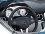 Ð¤Ð¾Ñ‚Ð¾Ð³Ñ€Ð°Ñ„Ð¸Ñ Ð°Ð²Ñ‚Ð¾Ð¼Ð¾Ð±Ð¸Ð»Ñ 2012 Mercedes-Benz Sls Amg Roadster â„–160 Ð“Ð°Ð»ÐµÑ€ÐµÑ Ñ„Ð¾Ñ‚Ð¾Ð³Ñ€Ð°Ñ„Ð¸Ð¹ и обоев рабочего Ñтола Ñ Ð¸Ð·Ð¾Ð±Ñ€Ð°Ð¶ÐµÐ½Ð¸ÐµÐ¼ ÑкÑтерьера, интерьера, конÑтрукции и дизайнерÑких риÑунков Ð°Ð²Ñ‚Ð¾Ð¼Ð¾Ð±Ð¸Ð»Ñ 2012 Mercedes-Benz Sls Amg Roadster.