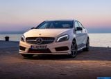 Ð¤Ð¾Ñ‚Ð¾Ð³Ñ€Ð°Ñ„Ð¸Ñ Ð°Ð²Ñ‚Ð¾Ð¼Ð¾Ð±Ð¸Ð»Ñ 2013 Mercedes-Benz A-class â„–015 Ð“Ð°Ð»ÐµÑ€ÐµÑ Ñ„Ð¾Ñ‚Ð¾Ð³Ñ€Ð°Ñ„Ð¸Ð¹ и обоев рабочего Ñтола Ñ Ð¸Ð·Ð¾Ð±Ñ€Ð°Ð¶ÐµÐ½Ð¸ÐµÐ¼ ÑкÑтерьера, интерьера, конÑтрукции и дизайнерÑких риÑунков Ð°Ð²Ñ‚Ð¾Ð¼Ð¾Ð±Ð¸Ð»Ñ 2013 Mercedes-Benz A-class.