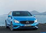 Ð¤Ð¾Ñ‚Ð¾Ð³Ñ€Ð°Ñ„Ð¸Ñ Ð°Ð²Ñ‚Ð¾Ð¼Ð¾Ð±Ð¸Ð»Ñ 2013 Mercedes-Benz A-class â„–016 Ð“Ð°Ð»ÐµÑ€ÐµÑ Ñ„Ð¾Ñ‚Ð¾Ð³Ñ€Ð°Ñ„Ð¸Ð¹ и обоев рабочего Ñтола Ñ Ð¸Ð·Ð¾Ð±Ñ€Ð°Ð¶ÐµÐ½Ð¸ÐµÐ¼ ÑкÑтерьера, интерьера, конÑтрукции и дизайнерÑких риÑунков Ð°Ð²Ñ‚Ð¾Ð¼Ð¾Ð±Ð¸Ð»Ñ 2013 Mercedes-Benz A-class.