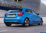 Ð¤Ð¾Ñ‚Ð¾Ð³Ñ€Ð°Ñ„Ð¸Ñ Ð°Ð²Ñ‚Ð¾Ð¼Ð¾Ð±Ð¸Ð»Ñ 2013 Mercedes-Benz A-class UK-version â„–059 Ð“Ð°Ð»ÐµÑ€ÐµÑ Ñ„Ð¾Ñ‚Ð¾Ð³Ñ€Ð°Ñ„Ð¸Ð¹ и обоев рабочего Ñтола Ñ Ð¸Ð·Ð¾Ð±Ñ€Ð°Ð¶ÐµÐ½Ð¸ÐµÐ¼ ÑкÑтерьера, интерьера, конÑтрукции и дизайнерÑких риÑунков Ð°Ð²Ñ‚Ð¾Ð¼Ð¾Ð±Ð¸Ð»Ñ 2013 Mercedes-Benz A-class UK-version.