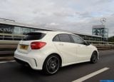 Ð¤Ð¾Ñ‚Ð¾Ð³Ñ€Ð°Ñ„Ð¸Ñ Ð°Ð²Ñ‚Ð¾Ð¼Ð¾Ð±Ð¸Ð»Ñ 2013 Mercedes-Benz A-class UK-version â„–072 Ð“Ð°Ð»ÐµÑ€ÐµÑ Ñ„Ð¾Ñ‚Ð¾Ð³Ñ€Ð°Ñ„Ð¸Ð¹ и обоев рабочего Ñтола Ñ Ð¸Ð·Ð¾Ð±Ñ€Ð°Ð¶ÐµÐ½Ð¸ÐµÐ¼ ÑкÑтерьера, интерьера, конÑтрукции и дизайнерÑких риÑунков Ð°Ð²Ñ‚Ð¾Ð¼Ð¾Ð±Ð¸Ð»Ñ 2013 Mercedes-Benz A-class UK-version.
