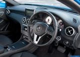 Ð¤Ð¾Ñ‚Ð¾Ð³Ñ€Ð°Ñ„Ð¸Ñ Ð°Ð²Ñ‚Ð¾Ð¼Ð¾Ð±Ð¸Ð»Ñ 2013 Mercedes-Benz A-class UK-version â„–086 Ð“Ð°Ð»ÐµÑ€ÐµÑ Ñ„Ð¾Ñ‚Ð¾Ð³Ñ€Ð°Ñ„Ð¸Ð¹ и обоев рабочего Ñтола Ñ Ð¸Ð·Ð¾Ð±Ñ€Ð°Ð¶ÐµÐ½Ð¸ÐµÐ¼ ÑкÑтерьера, интерьера, конÑтрукции и дизайнерÑких риÑунков Ð°Ð²Ñ‚Ð¾Ð¼Ð¾Ð±Ð¸Ð»Ñ 2013 Mercedes-Benz A-class UK-version.