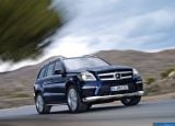 Ð¤Ð¾Ñ‚Ð¾Ð³Ñ€Ð°Ñ„Ð¸Ñ Ð°Ð²Ñ‚Ð¾Ð¼Ð¾Ð±Ð¸Ð»Ñ 2013 Mercedes-Benz GL-class â„–011 Ð“Ð°Ð»ÐµÑ€ÐµÑ Ñ„Ð¾Ñ‚Ð¾Ð³Ñ€Ð°Ñ„Ð¸Ð¹ и обоев рабочего Ñтола Ñ Ð¸Ð·Ð¾Ð±Ñ€Ð°Ð¶ÐµÐ½Ð¸ÐµÐ¼ ÑкÑтерьера, интерьера, конÑтрукции и дизайнерÑких риÑунков Ð°Ð²Ñ‚Ð¾Ð¼Ð¾Ð±Ð¸Ð»Ñ 2013 Mercedes-Benz GL-class.