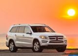 Ð¤Ð¾Ñ‚Ð¾Ð³Ñ€Ð°Ñ„Ð¸Ñ Ð°Ð²Ñ‚Ð¾Ð¼Ð¾Ð±Ð¸Ð»Ñ 2013 Mercedes-Benz GL-class â„–012 Ð“Ð°Ð»ÐµÑ€ÐµÑ Ñ„Ð¾Ñ‚Ð¾Ð³Ñ€Ð°Ñ„Ð¸Ð¹ и обоев рабочего Ñтола Ñ Ð¸Ð·Ð¾Ð±Ñ€Ð°Ð¶ÐµÐ½Ð¸ÐµÐ¼ ÑкÑтерьера, интерьера, конÑтрукции и дизайнерÑких риÑунков Ð°Ð²Ñ‚Ð¾Ð¼Ð¾Ð±Ð¸Ð»Ñ 2013 Mercedes-Benz GL-class.
