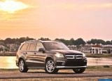 Ð¤Ð¾Ñ‚Ð¾Ð³Ñ€Ð°Ñ„Ð¸Ñ Ð°Ð²Ñ‚Ð¾Ð¼Ð¾Ð±Ð¸Ð»Ñ 2013 Mercedes-Benz GL-class â„–029 Ð“Ð°Ð»ÐµÑ€ÐµÑ Ñ„Ð¾Ñ‚Ð¾Ð³Ñ€Ð°Ñ„Ð¸Ð¹ и обоев рабочего Ñтола Ñ Ð¸Ð·Ð¾Ð±Ñ€Ð°Ð¶ÐµÐ½Ð¸ÐµÐ¼ ÑкÑтерьера, интерьера, конÑтрукции и дизайнерÑких риÑунков Ð°Ð²Ñ‚Ð¾Ð¼Ð¾Ð±Ð¸Ð»Ñ 2013 Mercedes-Benz GL-class.