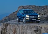 Ð¤Ð¾Ñ‚Ð¾Ð³Ñ€Ð°Ñ„Ð¸Ñ Ð°Ð²Ñ‚Ð¾Ð¼Ð¾Ð±Ð¸Ð»Ñ 2013 Mercedes-Benz GL-class â„–028 Ð“Ð°Ð»ÐµÑ€ÐµÑ Ñ„Ð¾Ñ‚Ð¾Ð³Ñ€Ð°Ñ„Ð¸Ð¹ и обоев рабочего Ñтола Ñ Ð¸Ð·Ð¾Ð±Ñ€Ð°Ð¶ÐµÐ½Ð¸ÐµÐ¼ ÑкÑтерьера, интерьера, конÑтрукции и дизайнерÑких риÑунков Ð°Ð²Ñ‚Ð¾Ð¼Ð¾Ð±Ð¸Ð»Ñ 2013 Mercedes-Benz GL-class.