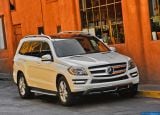Ð¤Ð¾Ñ‚Ð¾Ð³Ñ€Ð°Ñ„Ð¸Ñ Ð°Ð²Ñ‚Ð¾Ð¼Ð¾Ð±Ð¸Ð»Ñ 2013 Mercedes-Benz GL-class â„–033 Ð“Ð°Ð»ÐµÑ€ÐµÑ Ñ„Ð¾Ñ‚Ð¾Ð³Ñ€Ð°Ñ„Ð¸Ð¹ и обоев рабочего Ñтола Ñ Ð¸Ð·Ð¾Ð±Ñ€Ð°Ð¶ÐµÐ½Ð¸ÐµÐ¼ ÑкÑтерьера, интерьера, конÑтрукции и дизайнерÑких риÑунков Ð°Ð²Ñ‚Ð¾Ð¼Ð¾Ð±Ð¸Ð»Ñ 2013 Mercedes-Benz GL-class.