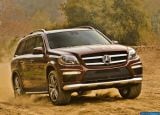 Ð¤Ð¾Ñ‚Ð¾Ð³Ñ€Ð°Ñ„Ð¸Ñ Ð°Ð²Ñ‚Ð¾Ð¼Ð¾Ð±Ð¸Ð»Ñ 2013 Mercedes-Benz GL63 AMG â„–001 Ð“Ð°Ð»ÐµÑ€ÐµÑ Ñ„Ð¾Ñ‚Ð¾Ð³Ñ€Ð°Ñ„Ð¸Ð¹ и обоев рабочего Ñтола Ñ Ð¸Ð·Ð¾Ð±Ñ€Ð°Ð¶ÐµÐ½Ð¸ÐµÐ¼ ÑкÑтерьера, интерьера, конÑтрукции и дизайнерÑких риÑунков Ð°Ð²Ñ‚Ð¾Ð¼Ð¾Ð±Ð¸Ð»Ñ 2013 Mercedes-Benz GL63 AMG.