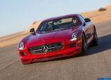 Ð¤Ð¾Ñ‚Ð¾Ð³Ñ€Ð°Ñ„Ð¸Ñ Ð°Ð²Ñ‚Ð¾Ð¼Ð¾Ð±Ð¸Ð»Ñ 2013 Mercedes-Benz SLS AMG GT â„–043 Ð“Ð°Ð»ÐµÑ€ÐµÑ Ñ„Ð¾Ñ‚Ð¾Ð³Ñ€Ð°Ñ„Ð¸Ð¹ и обоев рабочего Ñтола Ñ Ð¸Ð·Ð¾Ð±Ñ€Ð°Ð¶ÐµÐ½Ð¸ÐµÐ¼ ÑкÑтерьера, интерьера, конÑтрукции и дизайнерÑких риÑунков Ð°Ð²Ñ‚Ð¾Ð¼Ð¾Ð±Ð¸Ð»Ñ 2013 Mercedes-Benz SLS AMG GT.