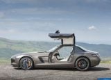 Ð¤Ð¾Ñ‚Ð¾Ð³Ñ€Ð°Ñ„Ð¸Ñ Ð°Ð²Ñ‚Ð¾Ð¼Ð¾Ð±Ð¸Ð»Ñ 2013 Mercedes-Benz SLS AMG GT â„–055 Ð“Ð°Ð»ÐµÑ€ÐµÑ Ñ„Ð¾Ñ‚Ð¾Ð³Ñ€Ð°Ñ„Ð¸Ð¹ и обоев рабочего Ñтола Ñ Ð¸Ð·Ð¾Ð±Ñ€Ð°Ð¶ÐµÐ½Ð¸ÐµÐ¼ ÑкÑтерьера, интерьера, конÑтрукции и дизайнерÑких риÑунков Ð°Ð²Ñ‚Ð¾Ð¼Ð¾Ð±Ð¸Ð»Ñ 2013 Mercedes-Benz SLS AMG GT.