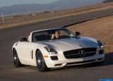 Ð¤Ð¾Ñ‚Ð¾Ð³Ñ€Ð°Ñ„Ð¸Ñ Ð°Ð²Ñ‚Ð¾Ð¼Ð¾Ð±Ð¸Ð»Ñ 2013 Mercedes-Benz SLS AMG GT Roadster â„–059 Ð“Ð°Ð»ÐµÑ€ÐµÑ Ñ„Ð¾Ñ‚Ð¾Ð³Ñ€Ð°Ñ„Ð¸Ð¹ и обоев рабочего Ñтола Ñ Ð¸Ð·Ð¾Ð±Ñ€Ð°Ð¶ÐµÐ½Ð¸ÐµÐ¼ ÑкÑтерьера, интерьера, конÑтрукции и дизайнерÑких риÑунков Ð°Ð²Ñ‚Ð¾Ð¼Ð¾Ð±Ð¸Ð»Ñ 2013 Mercedes-Benz SLS AMG GT Roadster.