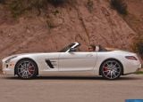 Ð¤Ð¾Ñ‚Ð¾Ð³Ñ€Ð°Ñ„Ð¸Ñ Ð°Ð²Ñ‚Ð¾Ð¼Ð¾Ð±Ð¸Ð»Ñ 2013 Mercedes-Benz SLS AMG GT Roadster â„–073 Ð“Ð°Ð»ÐµÑ€ÐµÑ Ñ„Ð¾Ñ‚Ð¾Ð³Ñ€Ð°Ñ„Ð¸Ð¹ и обоев рабочего Ñтола Ñ Ð¸Ð·Ð¾Ð±Ñ€Ð°Ð¶ÐµÐ½Ð¸ÐµÐ¼ ÑкÑтерьера, интерьера, конÑтрукции и дизайнерÑких риÑунков Ð°Ð²Ñ‚Ð¾Ð¼Ð¾Ð±Ð¸Ð»Ñ 2013 Mercedes-Benz SLS AMG GT Roadster.