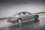 Ð¤Ð¾Ñ‚Ð¾Ð³Ñ€Ð°Ñ„Ð¸Ñ Ð°Ð²Ñ‚Ð¾Ð¼Ð¾Ð±Ð¸Ð»Ñ 2013 Mercedes-Benz E300 Bluetec Hybrid â„–029 Ð“Ð°Ð»ÐµÑ€ÐµÑ Ñ„Ð¾Ñ‚Ð¾Ð³Ñ€Ð°Ñ„Ð¸Ð¹ и обоев рабочего Ñтола Ñ Ð¸Ð·Ð¾Ð±Ñ€Ð°Ð¶ÐµÐ½Ð¸ÐµÐ¼ ÑкÑтерьера, интерьера, конÑтрукции и дизайнерÑких риÑунков Ð°Ð²Ñ‚Ð¾Ð¼Ð¾Ð±Ð¸Ð»Ñ 2013 Mercedes-Benz E300 Bluetec Hybrid.