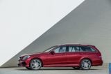Ð¤Ð¾Ñ‚Ð¾Ð³Ñ€Ð°Ñ„Ð¸Ñ Ð°Ð²Ñ‚Ð¾Ð¼Ð¾Ð±Ð¸Ð»Ñ 2014 Mercedes-Benz E-class Estate â„–004 Ð“Ð°Ð»ÐµÑ€ÐµÑ Ñ„Ð¾Ñ‚Ð¾Ð³Ñ€Ð°Ñ„Ð¸Ð¹ и обоев рабочего Ñтола Ñ Ð¸Ð·Ð¾Ð±Ñ€Ð°Ð¶ÐµÐ½Ð¸ÐµÐ¼ ÑкÑтерьера, интерьера, конÑтрукции и дизайнерÑких риÑунков Ð°Ð²Ñ‚Ð¾Ð¼Ð¾Ð±Ð¸Ð»Ñ 2014 Mercedes-Benz E-class Estate.