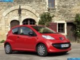 Ð¤Ð¾Ñ‚Ð¾Ð³Ñ€Ð°Ñ„Ð¸Ñ Ð°Ð²Ñ‚Ð¾Ð¼Ð¾Ð±Ð¸Ð»Ñ 2005 Peugeot 107 â„–011 Ð“Ð°Ð»ÐµÑ€ÐµÑ Ñ„Ð¾Ñ‚Ð¾Ð³Ñ€Ð°Ñ„Ð¸Ð¹ и обоев рабочего Ñтола Ñ Ð¸Ð·Ð¾Ð±Ñ€Ð°Ð¶ÐµÐ½Ð¸ÐµÐ¼ ÑкÑтерьера, интерьера, конÑтрукции и дизайнерÑких риÑунков Ð°Ð²Ñ‚Ð¾Ð¼Ð¾Ð±Ð¸Ð»Ñ 2005 Peugeot 107.
