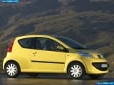 Ð¤Ð¾Ñ‚Ð¾Ð³Ñ€Ð°Ñ„Ð¸Ñ Ð°Ð²Ñ‚Ð¾Ð¼Ð¾Ð±Ð¸Ð»Ñ 2005 Peugeot 107 â„–031 Ð“Ð°Ð»ÐµÑ€ÐµÑ Ñ„Ð¾Ñ‚Ð¾Ð³Ñ€Ð°Ñ„Ð¸Ð¹ и обоев рабочего Ñтола Ñ Ð¸Ð·Ð¾Ð±Ñ€Ð°Ð¶ÐµÐ½Ð¸ÐµÐ¼ ÑкÑтерьера, интерьера, конÑтрукции и дизайнерÑких риÑунков Ð°Ð²Ñ‚Ð¾Ð¼Ð¾Ð±Ð¸Ð»Ñ 2005 Peugeot 107.