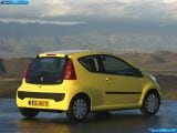 Ð¤Ð¾Ñ‚Ð¾Ð³Ñ€Ð°Ñ„Ð¸Ñ Ð°Ð²Ñ‚Ð¾Ð¼Ð¾Ð±Ð¸Ð»Ñ 2005 Peugeot 107 â„–043 Ð“Ð°Ð»ÐµÑ€ÐµÑ Ñ„Ð¾Ñ‚Ð¾Ð³Ñ€Ð°Ñ„Ð¸Ð¹ и обоев рабочего Ñтола Ñ Ð¸Ð·Ð¾Ð±Ñ€Ð°Ð¶ÐµÐ½Ð¸ÐµÐ¼ ÑкÑтерьера, интерьера, конÑтрукции и дизайнерÑких риÑунков Ð°Ð²Ñ‚Ð¾Ð¼Ð¾Ð±Ð¸Ð»Ñ 2005 Peugeot 107.