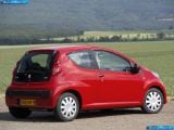 Ð¤Ð¾Ñ‚Ð¾Ð³Ñ€Ð°Ñ„Ð¸Ñ Ð°Ð²Ñ‚Ð¾Ð¼Ð¾Ð±Ð¸Ð»Ñ 2005 Peugeot 107 â„–045 Ð“Ð°Ð»ÐµÑ€ÐµÑ Ñ„Ð¾Ñ‚Ð¾Ð³Ñ€Ð°Ñ„Ð¸Ð¹ и обоев рабочего Ñтола Ñ Ð¸Ð·Ð¾Ð±Ñ€Ð°Ð¶ÐµÐ½Ð¸ÐµÐ¼ ÑкÑтерьера, интерьера, конÑтрукции и дизайнерÑких риÑунков Ð°Ð²Ñ‚Ð¾Ð¼Ð¾Ð±Ð¸Ð»Ñ 2005 Peugeot 107.