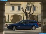 Ð¤Ð¾Ñ‚Ð¾Ð³Ñ€Ð°Ñ„Ð¸Ñ Ð°Ð²Ñ‚Ð¾Ð¼Ð¾Ð±Ð¸Ð»Ñ 2005 Renault Laguna Gt Estate â„–012 Ð“Ð°Ð»ÐµÑ€ÐµÑ Ñ„Ð¾Ñ‚Ð¾Ð³Ñ€Ð°Ñ„Ð¸Ð¹ и обоев рабочего Ñтола Ñ Ð¸Ð·Ð¾Ð±Ñ€Ð°Ð¶ÐµÐ½Ð¸ÐµÐ¼ ÑкÑтерьера, интерьера, конÑтрукции и дизайнерÑких риÑунков Ð°Ð²Ñ‚Ð¾Ð¼Ð¾Ð±Ð¸Ð»Ñ 2005 Renault Laguna Gt Estate.