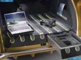Ð“Ð°Ð»ÐµÑ€ÐµÑ Ñ„Ð¾Ñ‚Ð¾Ð³Ñ€Ð°Ñ„Ð¸Ð¹ Ð¸ Ð¾Ð±Ð¾ÐµÐ² Ñ€Ð°Ð±Ð¾Ñ‡ÐµÐ³Ð¾ ÑÑ‚Ð¾Ð»Ð° Ñ Ð¸Ð·Ð¾Ð±Ñ€Ð°Ð¶ÐµÐ½Ð¸ÐµÐ¼ ÑÐºÑÑ‚ÐµÑ€ÑŒÐµÑ€Ð°, Ð¸Ð½Ñ‚ÐµÑ€ÑŒÐµÑ€Ð°, ÐºÐ¾Ð½ÑÑ‚Ñ€ÑƒÐºÑ†Ð¸Ð¸ Ð¸ Ð´Ð¸Ð·Ð°Ð¹Ð½ÐµÑ€ÑÐºÐ¸Ñ… Ñ€Ð¸ÑÑƒÐ½ÐºÐ¾Ð² Ð°Ð²Ñ‚Ð¾Ð¼Ð¾Ð±Ð¸Ð»Ñ 2007 Renault Clio Grand Tour Concept.
