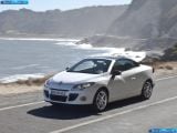 Ð¤Ð¾Ñ‚Ð¾Ð³Ñ€Ð°Ñ„Ð¸Ñ Ð°Ð²Ñ‚Ð¾Ð¼Ð¾Ð±Ð¸Ð»Ñ 2011 Renault Megane Coupe-cabriolet â„–007 Ð“Ð°Ð»ÐµÑ€ÐµÑ Ñ„Ð¾Ñ‚Ð¾Ð³Ñ€Ð°Ñ„Ð¸Ð¹ и обоев рабочего Ñтола Ñ Ð¸Ð·Ð¾Ð±Ñ€Ð°Ð¶ÐµÐ½Ð¸ÐµÐ¼ ÑкÑтерьера, интерьера, конÑтрукции и дизайнерÑких риÑунков Ð°Ð²Ñ‚Ð¾Ð¼Ð¾Ð±Ð¸Ð»Ñ 2011 Renault Megane Coupe-cabriolet.