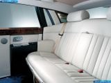 Ð¤Ð¾Ñ‚Ð¾Ð³Ñ€Ð°Ñ„Ð¸Ñ Ð°Ð²Ñ‚Ð¾Ð¼Ð¾Ð±Ð¸Ð»Ñ 2003 Rolls-Royce Phantom â„–104 Ð“Ð°Ð»ÐµÑ€ÐµÑ Ñ„Ð¾Ñ‚Ð¾Ð³Ñ€Ð°Ñ„Ð¸Ð¹ и обоев рабочего Ñтола Ñ Ð¸Ð·Ð¾Ð±Ñ€Ð°Ð¶ÐµÐ½Ð¸ÐµÐ¼ ÑкÑтерьера, интерьера, конÑтрукции и дизайнерÑких риÑунков Ð°Ð²Ñ‚Ð¾Ð¼Ð¾Ð±Ð¸Ð»Ñ 2003 Rolls-Royce Phantom.