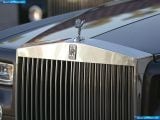 Ð¤Ð¾Ñ‚Ð¾Ð³Ñ€Ð°Ñ„Ð¸Ñ Ð°Ð²Ñ‚Ð¾Ð¼Ð¾Ð±Ð¸Ð»Ñ 2003 Rolls-Royce Phantom â„–119 Ð“Ð°Ð»ÐµÑ€ÐµÑ Ñ„Ð¾Ñ‚Ð¾Ð³Ñ€Ð°Ñ„Ð¸Ð¹ и обоев рабочего Ñтола Ñ Ð¸Ð·Ð¾Ð±Ñ€Ð°Ð¶ÐµÐ½Ð¸ÐµÐ¼ ÑкÑтерьера, интерьера, конÑтрукции и дизайнерÑких риÑунков Ð°Ð²Ñ‚Ð¾Ð¼Ð¾Ð±Ð¸Ð»Ñ 2003 Rolls-Royce Phantom.