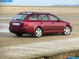 Ð¤Ð¾Ñ‚Ð¾Ð³Ñ€Ð°Ñ„Ð¸Ñ Ð°Ð²Ñ‚Ð¾Ð¼Ð¾Ð±Ð¸Ð»Ñ 2004 Skoda Octavia Combi â„–018 Ð“Ð°Ð»ÐµÑ€ÐµÑ Ñ„Ð¾Ñ‚Ð¾Ð³Ñ€Ð°Ñ„Ð¸Ð¹ и обоев рабочего Ñтола Ñ Ð¸Ð·Ð¾Ð±Ñ€Ð°Ð¶ÐµÐ½Ð¸ÐµÐ¼ ÑкÑтерьера, интерьера, конÑтрукции и дизайнерÑких риÑунков Ð°Ð²Ñ‚Ð¾Ð¼Ð¾Ð±Ð¸Ð»Ñ 2004 Skoda Octavia Combi.