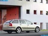 Ð¤Ð¾Ñ‚Ð¾Ð³Ñ€Ð°Ñ„Ð¸Ñ Ð°Ð²Ñ‚Ð¾Ð¼Ð¾Ð±Ð¸Ð»Ñ 2004 Skoda Octavia Combi â„–026 Ð“Ð°Ð»ÐµÑ€ÐµÑ Ñ„Ð¾Ñ‚Ð¾Ð³Ñ€Ð°Ñ„Ð¸Ð¹ и обоев рабочего Ñтола Ñ Ð¸Ð·Ð¾Ð±Ñ€Ð°Ð¶ÐµÐ½Ð¸ÐµÐ¼ ÑкÑтерьера, интерьера, конÑтрукции и дизайнерÑких риÑунков Ð°Ð²Ñ‚Ð¾Ð¼Ð¾Ð±Ð¸Ð»Ñ 2004 Skoda Octavia Combi.
