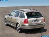 Ð¤Ð¾Ñ‚Ð¾Ð³Ñ€Ð°Ñ„Ð¸Ñ Ð°Ð²Ñ‚Ð¾Ð¼Ð¾Ð±Ð¸Ð»Ñ 2004 Skoda Octavia Combi â„–030 Ð“Ð°Ð»ÐµÑ€ÐµÑ Ñ„Ð¾Ñ‚Ð¾Ð³Ñ€Ð°Ñ„Ð¸Ð¹ и обоев рабочего Ñтола Ñ Ð¸Ð·Ð¾Ð±Ñ€Ð°Ð¶ÐµÐ½Ð¸ÐµÐ¼ ÑкÑтерьера, интерьера, конÑтрукции и дизайнерÑких риÑунков Ð°Ð²Ñ‚Ð¾Ð¼Ð¾Ð±Ð¸Ð»Ñ 2004 Skoda Octavia Combi.