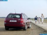 Ð¤Ð¾Ñ‚Ð¾Ð³Ñ€Ð°Ñ„Ð¸Ñ Ð°Ð²Ñ‚Ð¾Ð¼Ð¾Ð±Ð¸Ð»Ñ 2004 Skoda Octavia Combi â„–034 Ð“Ð°Ð»ÐµÑ€ÐµÑ Ñ„Ð¾Ñ‚Ð¾Ð³Ñ€Ð°Ñ„Ð¸Ð¹ и обоев рабочего Ñтола Ñ Ð¸Ð·Ð¾Ð±Ñ€Ð°Ð¶ÐµÐ½Ð¸ÐµÐ¼ ÑкÑтерьера, интерьера, конÑтрукции и дизайнерÑких риÑунков Ð°Ð²Ñ‚Ð¾Ð¼Ð¾Ð±Ð¸Ð»Ñ 2004 Skoda Octavia Combi.