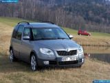 Ð¤Ð¾Ñ‚Ð¾Ð³Ñ€Ð°Ñ„Ð¸Ñ Ð°Ð²Ñ‚Ð¾Ð¼Ð¾Ð±Ð¸Ð»Ñ 2007 Skoda Roomster Scout â„–003 Ð“Ð°Ð»ÐµÑ€ÐµÑ Ñ„Ð¾Ñ‚Ð¾Ð³Ñ€Ð°Ñ„Ð¸Ð¹ и обоев рабочего Ñтола Ñ Ð¸Ð·Ð¾Ð±Ñ€Ð°Ð¶ÐµÐ½Ð¸ÐµÐ¼ ÑкÑтерьера, интерьера, конÑтрукции и дизайнерÑких риÑунков Ð°Ð²Ñ‚Ð¾Ð¼Ð¾Ð±Ð¸Ð»Ñ 2007 Skoda Roomster Scout.
