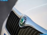 Ð¤Ð¾Ñ‚Ð¾Ð³Ñ€Ð°Ñ„Ð¸Ñ Ð°Ð²Ñ‚Ð¾Ð¼Ð¾Ð±Ð¸Ð»Ñ 2009 Skoda Superb Greenline â„–024 Ð“Ð°Ð»ÐµÑ€ÐµÑ Ñ„Ð¾Ñ‚Ð¾Ð³Ñ€Ð°Ñ„Ð¸Ð¹ и обоев рабочего Ñтола Ñ Ð¸Ð·Ð¾Ð±Ñ€Ð°Ð¶ÐµÐ½Ð¸ÐµÐ¼ ÑкÑтерьера, интерьера, конÑтрукции и дизайнерÑких риÑунков Ð°Ð²Ñ‚Ð¾Ð¼Ð¾Ð±Ð¸Ð»Ñ 2009 Skoda Superb Greenline.