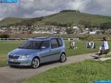 Ð¤Ð¾Ñ‚Ð¾Ð³Ñ€Ð°Ñ„Ð¸Ñ Ð°Ð²Ñ‚Ð¾Ð¼Ð¾Ð±Ð¸Ð»Ñ 2011 Skoda Roomster â„–015 Ð“Ð°Ð»ÐµÑ€ÐµÑ Ñ„Ð¾Ñ‚Ð¾Ð³Ñ€Ð°Ñ„Ð¸Ð¹ и обоев рабочего Ñтола Ñ Ð¸Ð·Ð¾Ð±Ñ€Ð°Ð¶ÐµÐ½Ð¸ÐµÐ¼ ÑкÑтерьера, интерьера, конÑтрукции и дизайнерÑких риÑунков Ð°Ð²Ñ‚Ð¾Ð¼Ð¾Ð±Ð¸Ð»Ñ 2011 Skoda Roomster.
