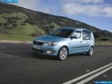 Ð¤Ð¾Ñ‚Ð¾Ð³Ñ€Ð°Ñ„Ð¸Ñ Ð°Ð²Ñ‚Ð¾Ð¼Ð¾Ð±Ð¸Ð»Ñ 2011 Skoda Roomster â„–019 Ð“Ð°Ð»ÐµÑ€ÐµÑ Ñ„Ð¾Ñ‚Ð¾Ð³Ñ€Ð°Ñ„Ð¸Ð¹ и обоев рабочего Ñтола Ñ Ð¸Ð·Ð¾Ð±Ñ€Ð°Ð¶ÐµÐ½Ð¸ÐµÐ¼ ÑкÑтерьера, интерьера, конÑтрукции и дизайнерÑких риÑунков Ð°Ð²Ñ‚Ð¾Ð¼Ð¾Ð±Ð¸Ð»Ñ 2011 Skoda Roomster.