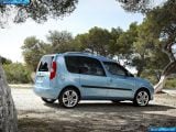 Ð¤Ð¾Ñ‚Ð¾Ð³Ñ€Ð°Ñ„Ð¸Ñ Ð°Ð²Ñ‚Ð¾Ð¼Ð¾Ð±Ð¸Ð»Ñ 2011 Skoda Roomster â„–027 Ð“Ð°Ð»ÐµÑ€ÐµÑ Ñ„Ð¾Ñ‚Ð¾Ð³Ñ€Ð°Ñ„Ð¸Ð¹ и обоев рабочего Ñтола Ñ Ð¸Ð·Ð¾Ð±Ñ€Ð°Ð¶ÐµÐ½Ð¸ÐµÐ¼ ÑкÑтерьера, интерьера, конÑтрукции и дизайнерÑких риÑунков Ð°Ð²Ñ‚Ð¾Ð¼Ð¾Ð±Ð¸Ð»Ñ 2011 Skoda Roomster.