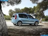Ð¤Ð¾Ñ‚Ð¾Ð³Ñ€Ð°Ñ„Ð¸Ñ Ð°Ð²Ñ‚Ð¾Ð¼Ð¾Ð±Ð¸Ð»Ñ 2011 Skoda Roomster â„–028 Ð“Ð°Ð»ÐµÑ€ÐµÑ Ñ„Ð¾Ñ‚Ð¾Ð³Ñ€Ð°Ñ„Ð¸Ð¹ и обоев рабочего Ñтола Ñ Ð¸Ð·Ð¾Ð±Ñ€Ð°Ð¶ÐµÐ½Ð¸ÐµÐ¼ ÑкÑтерьера, интерьера, конÑтрукции и дизайнерÑких риÑунков Ð°Ð²Ñ‚Ð¾Ð¼Ð¾Ð±Ð¸Ð»Ñ 2011 Skoda Roomster.