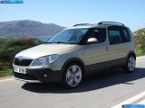 Ð¤Ð¾Ñ‚Ð¾Ð³Ñ€Ð°Ñ„Ð¸Ñ Ð°Ð²Ñ‚Ð¾Ð¼Ð¾Ð±Ð¸Ð»Ñ 2011 Skoda Roomster Scout â„–004 Ð“Ð°Ð»ÐµÑ€ÐµÑ Ñ„Ð¾Ñ‚Ð¾Ð³Ñ€Ð°Ñ„Ð¸Ð¹ и обоев рабочего Ñтола Ñ Ð¸Ð·Ð¾Ð±Ñ€Ð°Ð¶ÐµÐ½Ð¸ÐµÐ¼ ÑкÑтерьера, интерьера, конÑтрукции и дизайнерÑких риÑунков Ð°Ð²Ñ‚Ð¾Ð¼Ð¾Ð±Ð¸Ð»Ñ 2011 Skoda Roomster Scout.