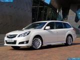 Ð¤Ð¾Ñ‚Ð¾Ð³Ñ€Ð°Ñ„Ð¸Ñ Ð°Ð²Ñ‚Ð¾Ð¼Ð¾Ð±Ð¸Ð»Ñ 2010 Subaru Legacy Tourer â„–002 Ð“Ð°Ð»ÐµÑ€ÐµÑ Ñ„Ð¾Ñ‚Ð¾Ð³Ñ€Ð°Ñ„Ð¸Ð¹ и обоев рабочего Ñтола Ñ Ð¸Ð·Ð¾Ð±Ñ€Ð°Ð¶ÐµÐ½Ð¸ÐµÐ¼ ÑкÑтерьера, интерьера, конÑтрукции и дизайнерÑких риÑунков Ð°Ð²Ñ‚Ð¾Ð¼Ð¾Ð±Ð¸Ð»Ñ 2010 Subaru Legacy Tourer.