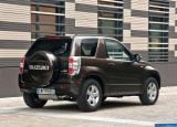 Ð¤Ð¾Ñ‚Ð¾Ð³Ñ€Ð°Ñ„Ð¸Ñ Ð°Ð²Ñ‚Ð¾Ð¼Ð¾Ð±Ð¸Ð»Ñ 2013 Suzuki Grand Vitara 3door â„–021 Ð“Ð°Ð»ÐµÑ€ÐµÑ Ñ„Ð¾Ñ‚Ð¾Ð³Ñ€Ð°Ñ„Ð¸Ð¹ и обоев рабочего Ñтола Ñ Ð¸Ð·Ð¾Ð±Ñ€Ð°Ð¶ÐµÐ½Ð¸ÐµÐ¼ ÑкÑтерьера, интерьера, конÑтрукции и дизайнерÑких риÑунков Ð°Ð²Ñ‚Ð¾Ð¼Ð¾Ð±Ð¸Ð»Ñ 2013 Suzuki Grand Vitara 3door.