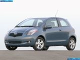 Ð“Ð°Ð»ÐµÑ€ÐµÑ Ñ„Ð¾Ñ‚Ð¾Ð³Ñ€Ð°Ñ„Ð¸Ð¹ Ð¸ Ð¾Ð±Ð¾ÐµÐ² Ñ€Ð°Ð±Ð¾Ñ‡ÐµÐ³Ð¾ ÑÑ‚Ð¾Ð»Ð° Ñ Ð¸Ð·Ð¾Ð±Ñ€Ð°Ð¶ÐµÐ½Ð¸ÐµÐ¼ ÑÐºÑÑ‚ÐµÑ€ÑŒÐµÑ€Ð°, Ð¸Ð½Ñ‚ÐµÑ€ÑŒÐµÑ€Ð°, ÐºÐ¾Ð½ÑÑ‚Ñ€ÑƒÐºÑ†Ð¸Ð¸ Ð¸ Ð´Ð¸Ð·Ð°Ð¹Ð½ÐµÑ€ÑÐºÐ¸Ñ… Ñ€Ð¸ÑÑƒÐ½ÐºÐ¾Ð² Ð°Ð²Ñ‚Ð¾Ð¼Ð¾Ð±Ð¸Ð»Ñ 2007 Toyota Yaris.