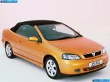 Ð¤Ð¾Ñ‚Ð¾Ð³Ñ€Ð°Ñ„Ð¸Ñ Ð°Ð²Ñ‚Ð¾Ð¼Ð¾Ð±Ð¸Ð»Ñ 2001 Vauxhall Astra Convertible â„–001 Ð“Ð°Ð»ÐµÑ€ÐµÑ Ñ„Ð¾Ñ‚Ð¾Ð³Ñ€Ð°Ñ„Ð¸Ð¹ и обоев рабочего Ñтола Ñ Ð¸Ð·Ð¾Ð±Ñ€Ð°Ð¶ÐµÐ½Ð¸ÐµÐ¼ ÑкÑтерьера, интерьера, конÑтрукции и дизайнерÑких риÑунков Ð°Ð²Ñ‚Ð¾Ð¼Ð¾Ð±Ð¸Ð»Ñ 2001 Vauxhall Astra Convertible.