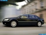 Ð¤Ð¾Ñ‚Ð¾Ð³Ñ€Ð°Ñ„Ð¸Ñ Ð°Ð²Ñ‚Ð¾Ð¼Ð¾Ð±Ð¸Ð»Ñ 2004 Volkswagen Phaeton With Long Wheelbase â„–004 Ð“Ð°Ð»ÐµÑ€ÐµÑ Ñ„Ð¾Ñ‚Ð¾Ð³Ñ€Ð°Ñ„Ð¸Ð¹ и обоев рабочего Ñтола Ñ Ð¸Ð·Ð¾Ð±Ñ€Ð°Ð¶ÐµÐ½Ð¸ÐµÐ¼ ÑкÑтерьера, интерьера, конÑтрукции и дизайнерÑких риÑунков Ð°Ð²Ñ‚Ð¾Ð¼Ð¾Ð±Ð¸Ð»Ñ 2004 Volkswagen Phaeton With Long Wheelbase.